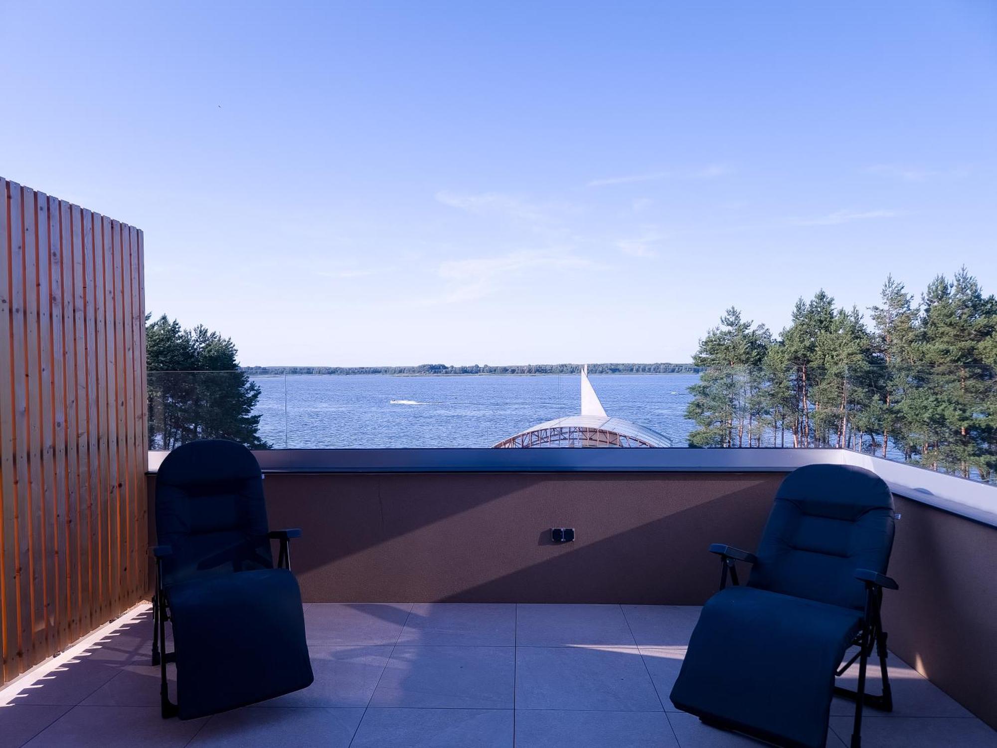 Zubr Nad Zalewem Apartment Luka Luaran gambar