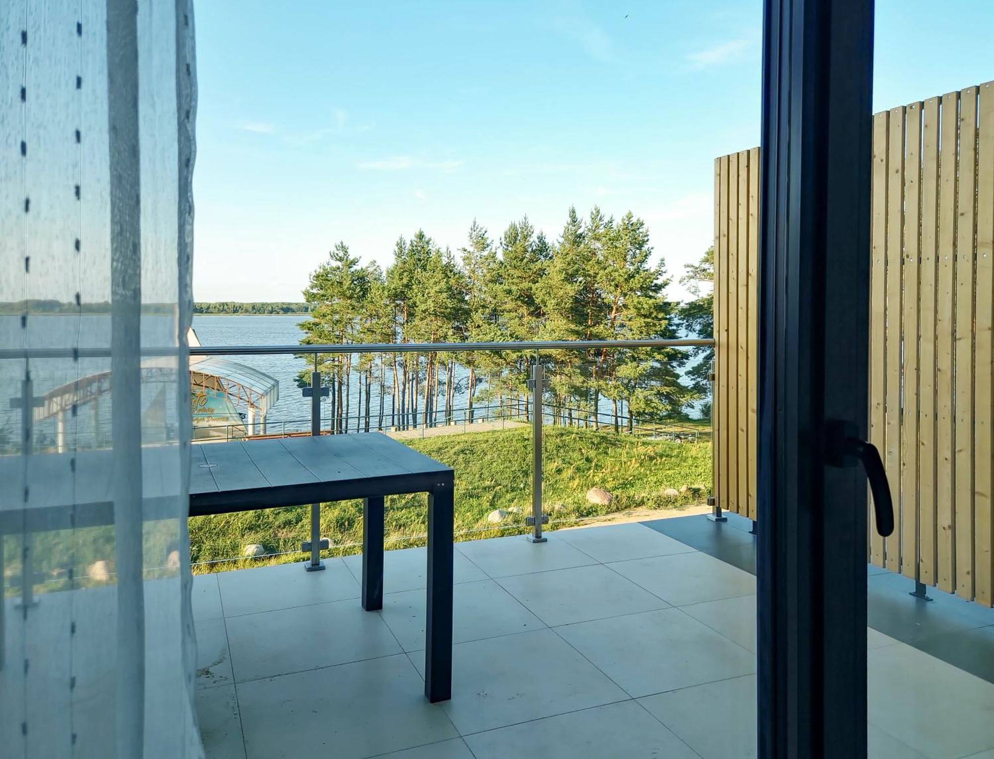 Zubr Nad Zalewem Apartment Luka Luaran gambar