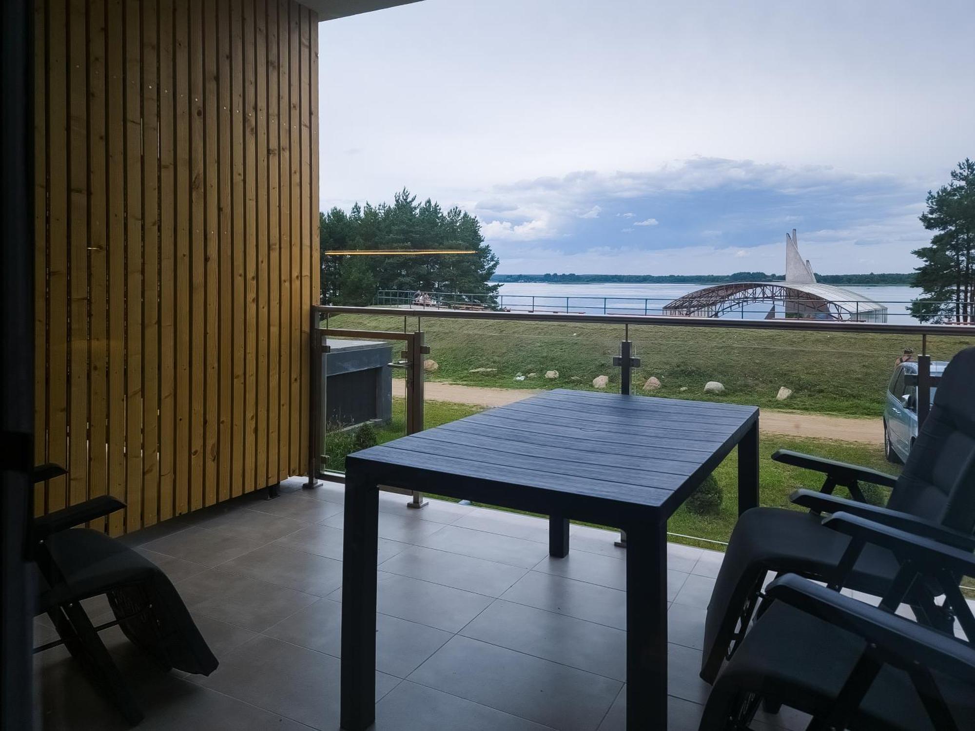 Zubr Nad Zalewem Apartment Luka Bilik gambar