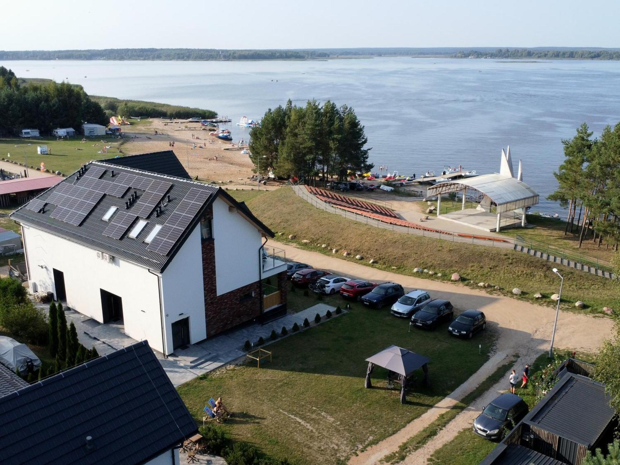 Zubr Nad Zalewem Apartment Luka Luaran gambar